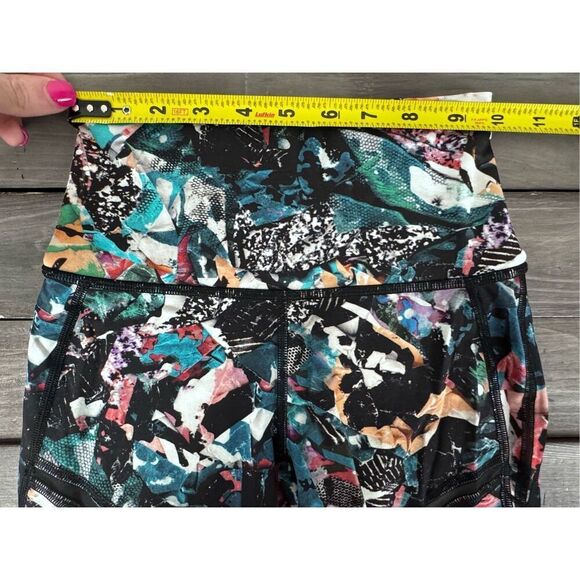 Lululemon Wunder Under High Rise Legging Black Floral Mesh Size 2 - Picture 12 of 15
